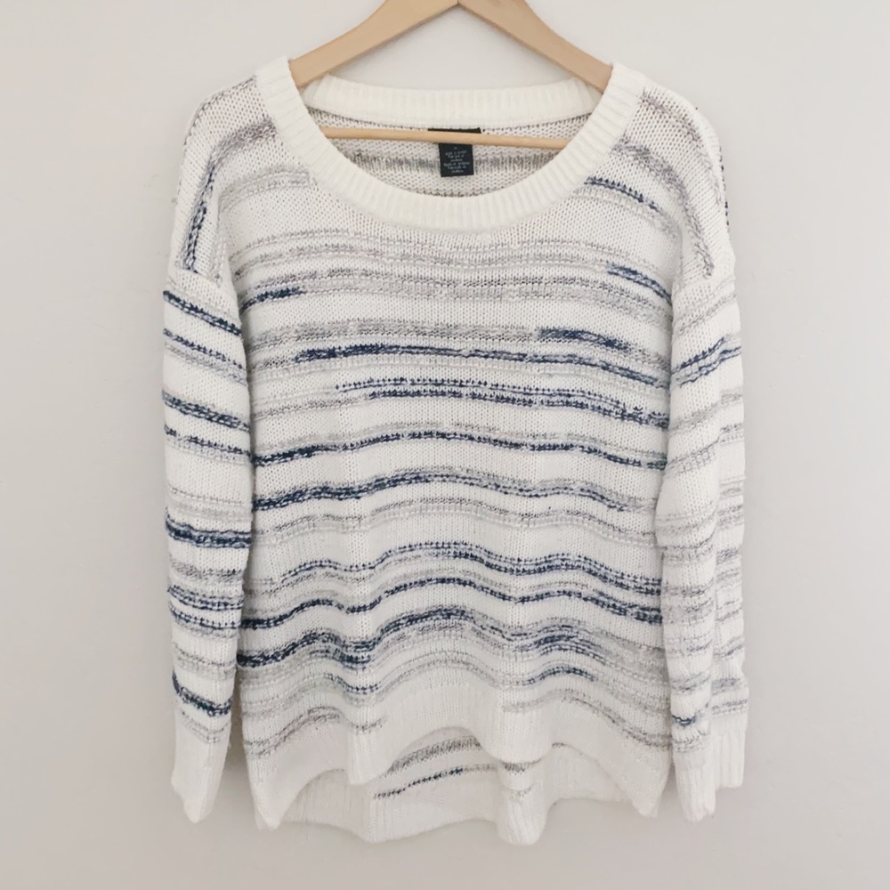 Calvin Klein High Low White/Blue Striped Sweater